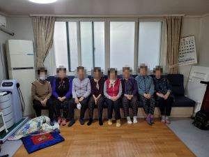 “경로당 붙박이 소파 너무 편안해요”… 경주시, 맞춤형 경로당 지원 큰 호평