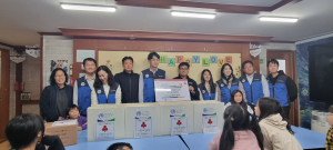 한국수력원자력, 경주시 강동면 큰나무지역아동센터에 학용품·방한용품 전달
