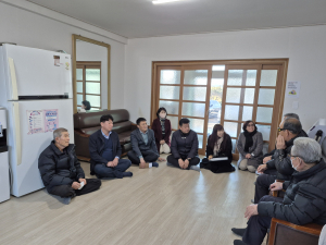 경주 천북면, 설맞이 경로당 방문으로 어르신들께 따뜻한 인사 전해